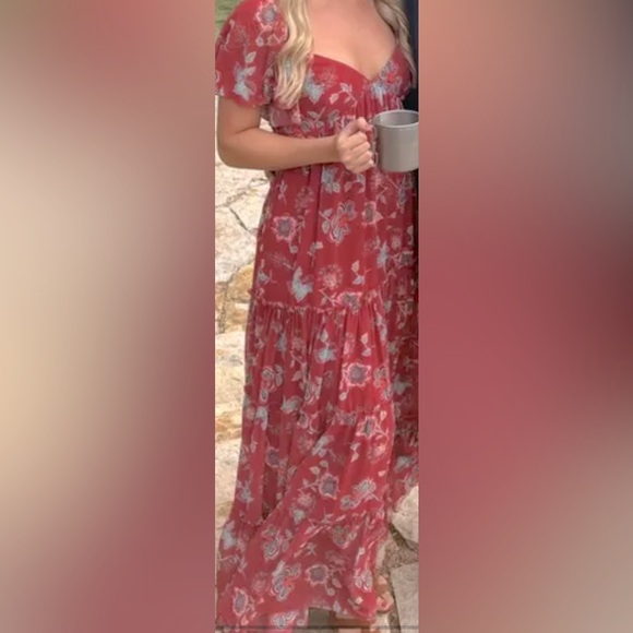 Sachin + Babi Red Floral Sweetheart Neckline Maxi Dress Size XS (2) - Runs Big - Picture 6 of 10